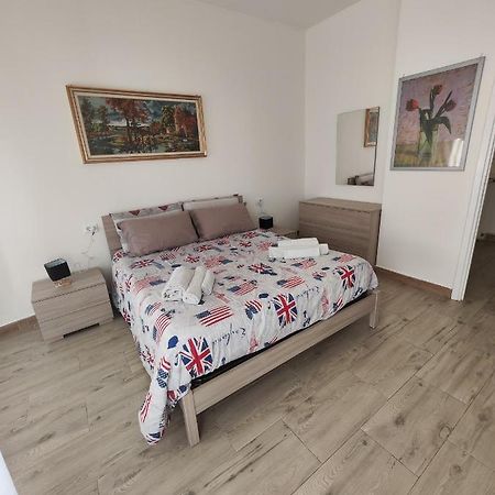 Appartamento C&Y Torelli 1 Novara Bagian luar foto