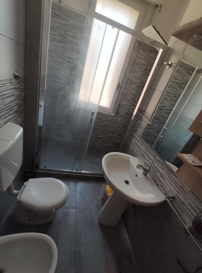 Appartamento C&Y Torelli 1 Novara Bagian luar foto
